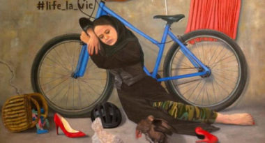 Asmaa Alghoul, journaliste, et Duaa Qishta, plasticienne, les insoumises (cyclistes) de Gaza