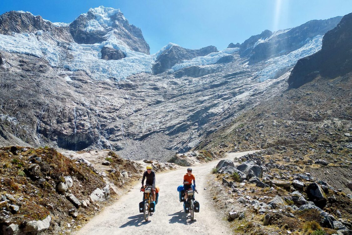 Conférences de voyage en Suisse alémanique dans les magasins VéloPlus (17 présentations du 5 déc. 2025 au 27 févr. 2026